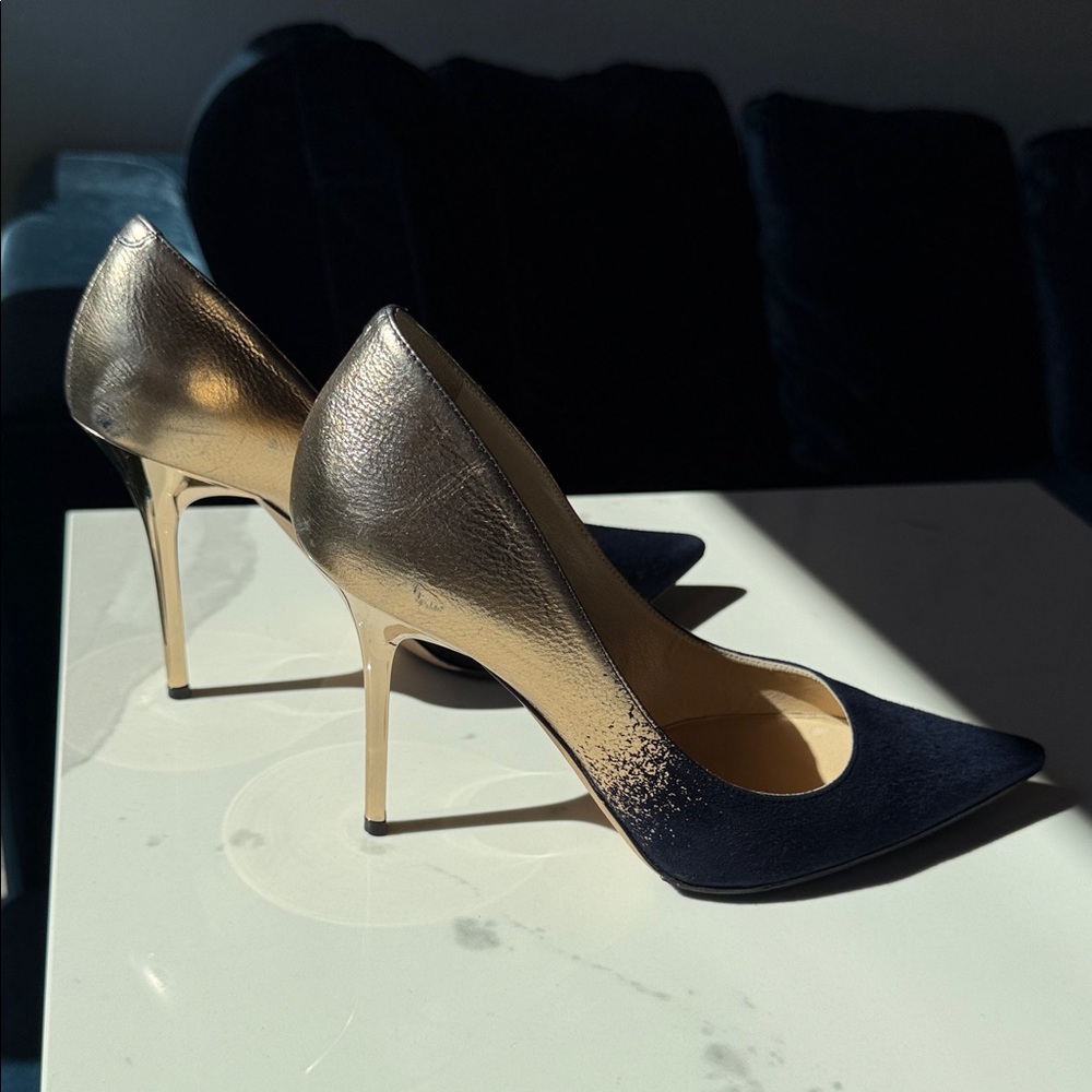 Jimmy Choo Elegant Navy and Gold Heels - Picture 4 of 9